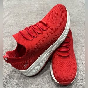 SKECHERS Women's BOBS Sport Sparrow 2.0 Shoes size 7.5